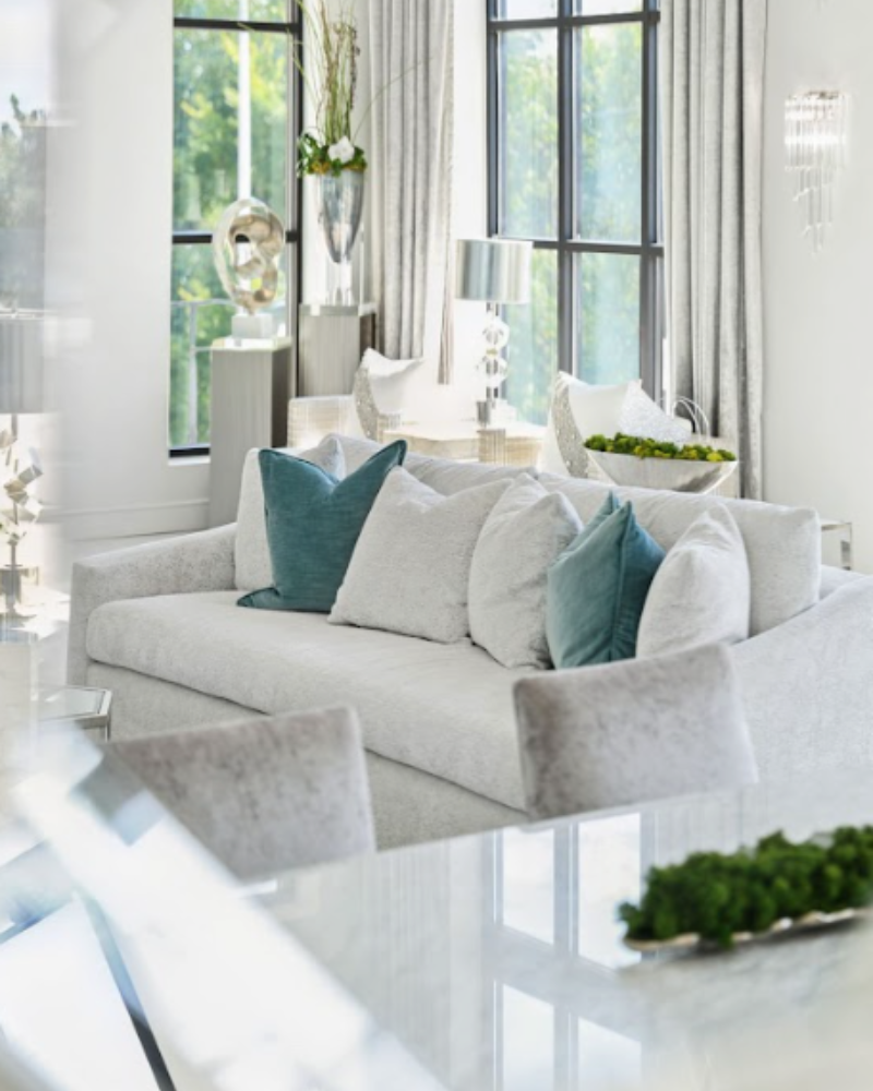 Duke Sofa - White